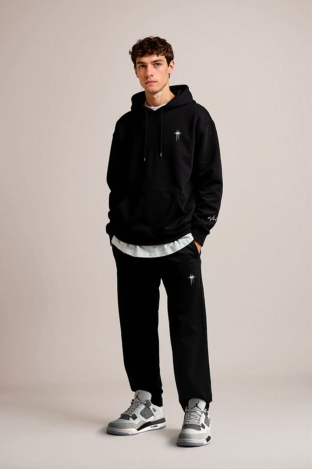 MODELO VIRTUAL HOLYC MOLETOM CALCA